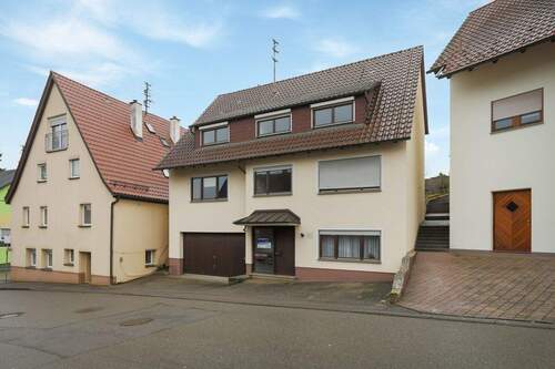 Solides Wohnhaus! - Viel Platz für die ganze Familie!