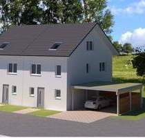 Doppelhaushälfte mit Doppelcarport im Neubaugebiet 