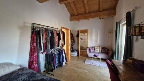 Schlafzimmer mit Bad OG - 