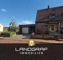 Charmante Doppelhaushälfte mit Potenzial auf tollem Endgrundstück mit Keller und Carport! - Dünsen