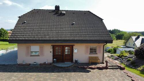 Bild 3 - 1 Zimmer Einfamilienhaus in Beuren