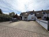 Aussenansicht - Schönes, modernes Reihenhaus inkl. Garten * in Kenzingen