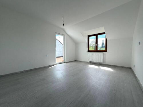 Zimmer im OG - 