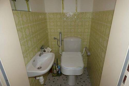 3052 WC - 