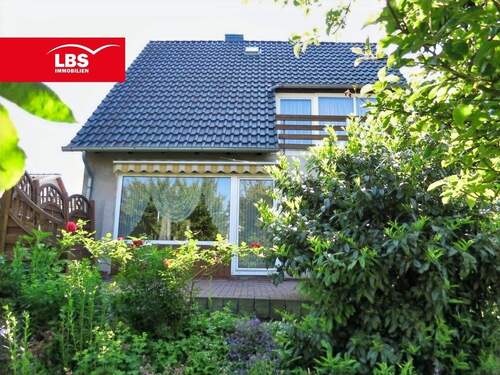 Hausrückseite - 4 Zimmer Einfamilienhaus zum Kaufen in Wolfsburg