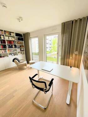 11 Arbeitszimmer - 