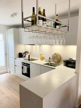 3 Küche - 5 Zimmer Mehrfamilienhaus, Wohnhaus in Düsseldorf