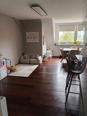 Wohn und Essbereich - 3 Zimmer Etagenwohnung in Remscheid
