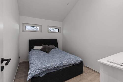 Drittes Zimmer im Dachgeschoss (9,11m²) - 