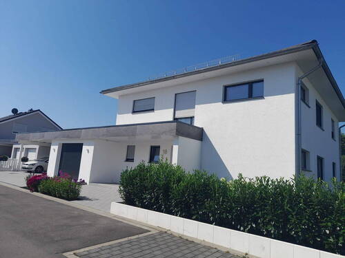 Außenansicht von rechts - 5 Zimmer Einfamilienhaus in Dransfeld