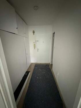 Flur - Etagenwohnung mit 33,60 m² in Hamburg zum Kaufen