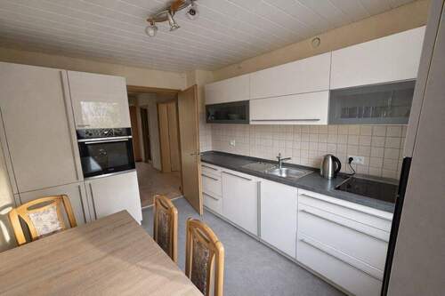 Küche - Doppelhaushälfte mit 100,00 m&sup2; in Krumbach zum Kaufen