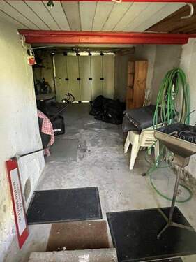 Garage - 