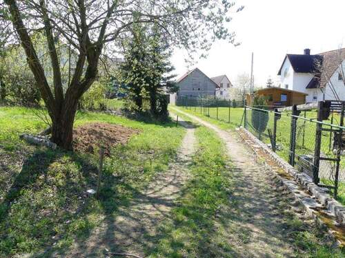 Zufahrt über Privatweg - 