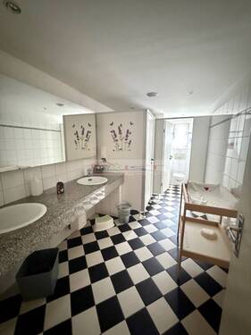 WC Anlage Damen - 