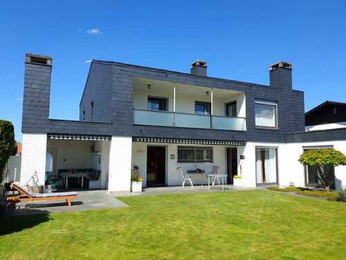 Hausansicht - Endlich viel Platz - einmalige Chance - großzügiges EinfamilienhausMehrgenerationenhaus