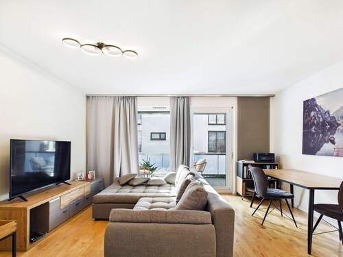 Wohnzimmer - 2 Zimmer Etagenwohnung in Leonberg