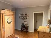 Diele - 4 Zimmer Etagenwohnung zum Kaufen in Bonn