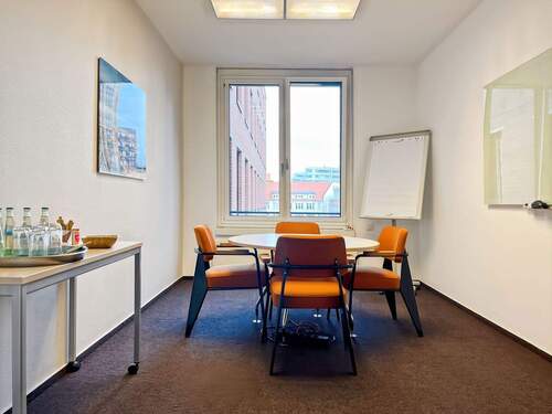 Property Image 6 - 