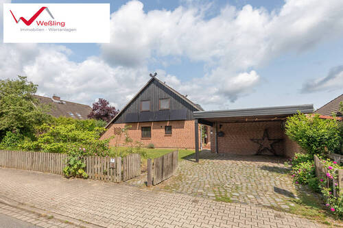 Straßenseite mit Carport - 4 Zimmer Einfamilienhaus zum Kaufen in Kirchgellersen