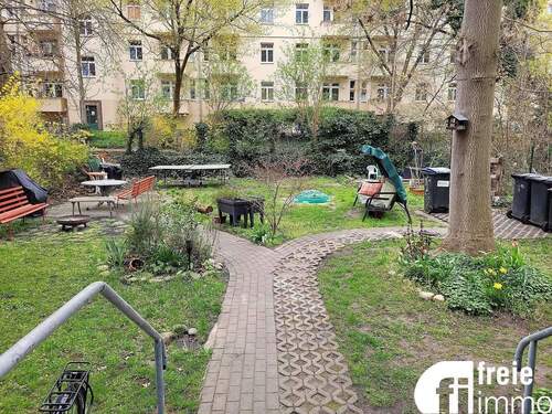 grüne Oase zum Entspannen - Mehrfamilienhaus, Wohnhaus mit 471,70 m² in Dresden zum Kaufen
