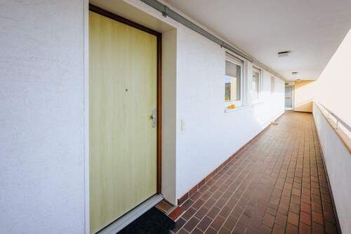 Laubengang - 2 Zimmer Etagenwohnung in BI-Senne