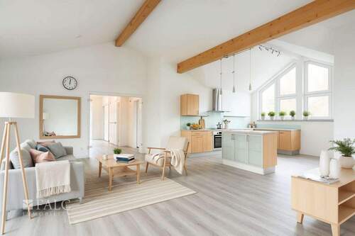 Virtuell bearbeitet - 