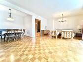 Offener Wohn- und Essbereich - 8 Zimmer Mehrfamilienhaus, Wohnhaus in Kriftel