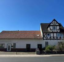 Gemütliches Einfamilienhaus mit separater Gewerbefläche und sonnigem Garten - Niestetal Sandershausen