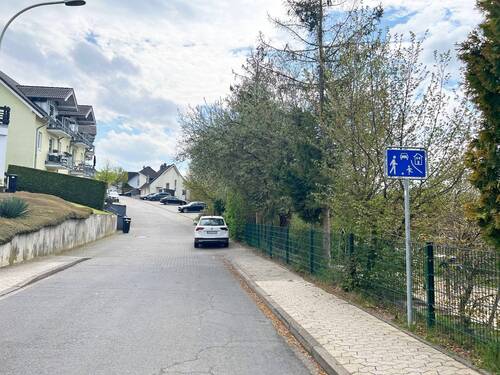 Ruhige Anliegerstraße - Grundstück in Burgbrohl zum Kaufen