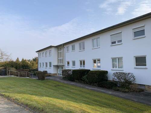 Straßenansicht - Geräumige ETW in begehrter Lage