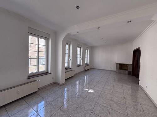 Wohnzimmer - 4 Zimmer Mehrfamilienhaus, Wohnhaus zum Kaufen in Willich