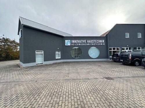 Außen 2.jpg - Halle zum Kaufen in Freyburg (Unstrut)