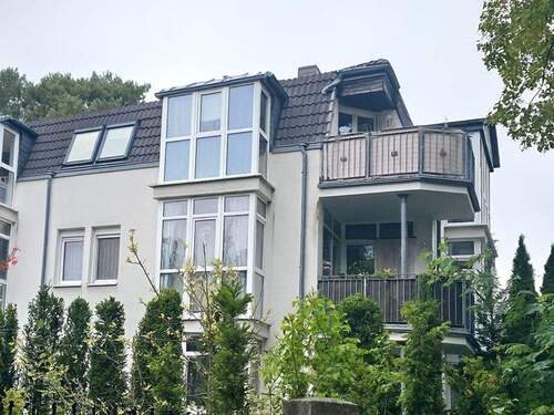 Blick zum Haus - Mehrfamilienhaus, Wohnhaus in Erkner