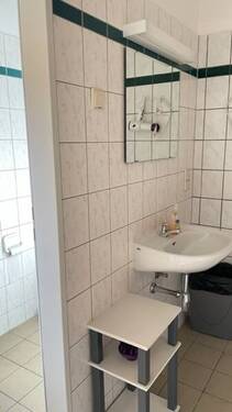 WC (2) - 