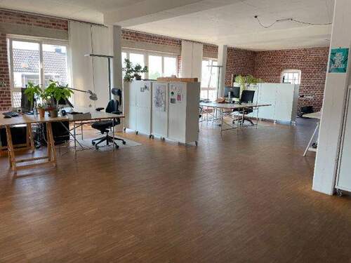 Sonstiges - Bürofläche in wunderschönem Loftbüro in Ehrenfeld - All-in-Miete