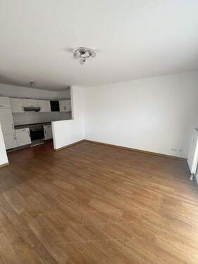 Wohnraum mit offener Küche - 