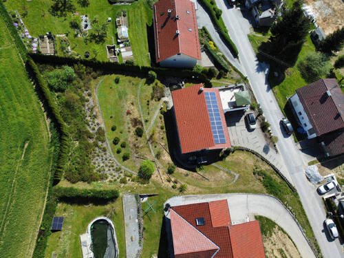 großes Grundstück - 