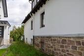 seitliche Ansicht - Mehrfamilienhaus, Wohnhaus mit 196,00 m&sup2; in Fritzlar zum Kaufen