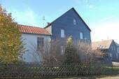 Objektansicht - 8 Zimmer Mehrfamilienhaus, Wohnhaus in Friedewald