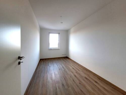 20241121_110036_4 R WE_Kind 1_website.jpg - Etagenwohnung mit 120,00 m² in Radeberg zur Miete