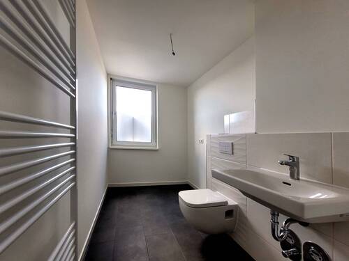 20241121_110120_4 R WE_Gäste WC_website.jpg - 