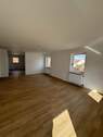 Wohnzimmer - Blick zur Küche - 