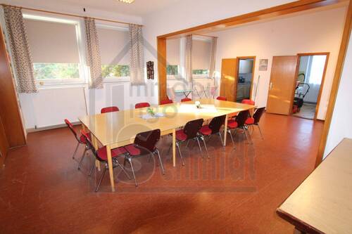 Gemeinschaft I - 7 Zimmer Einfamilienhaus in Weener