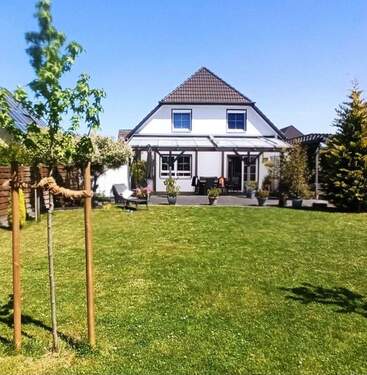 Bild 1 - Wunderschönes freistehendes Einfamilienhaus