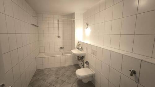 Badezimmer 8qm - 