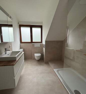 Badezimmer mit begehbarer Dusc - 