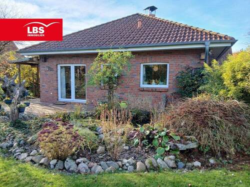 Außenansicht - Wunderschöner Bungalow auf tollem Grundstück