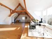 Dachgeschoss - Einzigartiges Wohnhaus mit Charakter und offenem Dachstudio