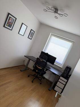 Office/Kinderzimmer - 